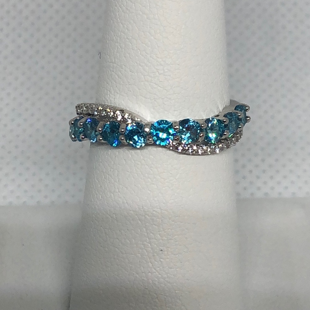 Sterling silver blue/clear gemstone ring
